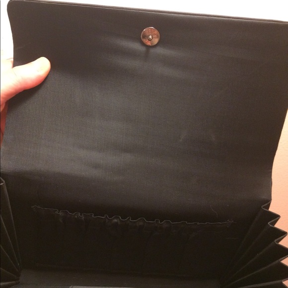 Black cloth clutch - Picture 4 of 7